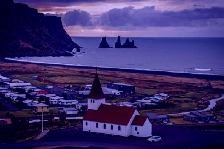 Iris, 28 — Escort in Vik i Myrdal, Iceland