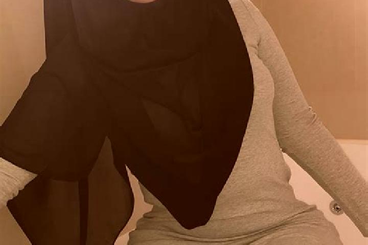 Iris, 28 — Escort in Zakhim, Yemen
