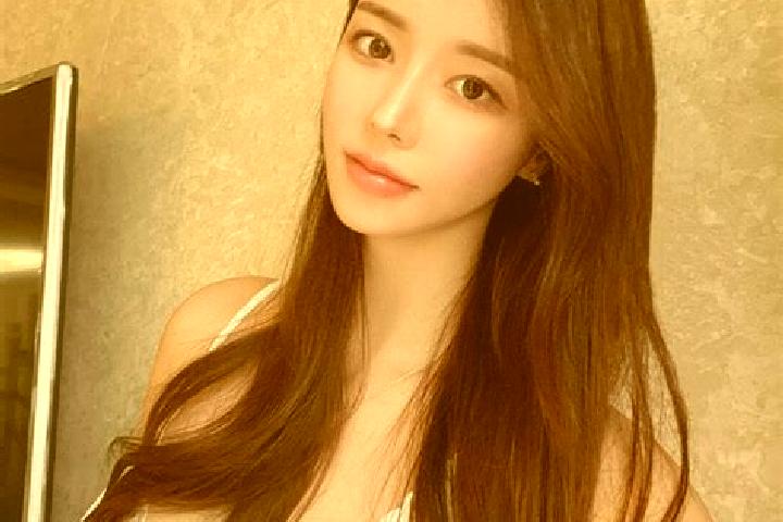 Iris, 28 — Escort in Zhoucheng, China