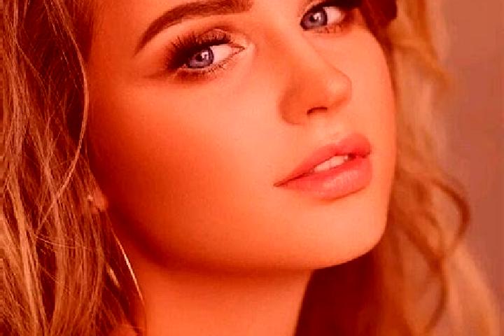 Iris, 29, a dark blonde blue-eyed indian companion based in Bywong. Offering Domination, Overnight, Prostate Massage, Travel Companion. Available for incall ...