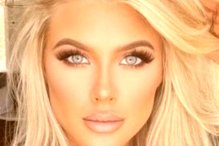 Iris, 29, a platinum blonde grey-eyed latina companion based in Diafla. Offering Roleplay, GFE, Duos, Tantra, OWO. Available for incall and outcall, overnigh...