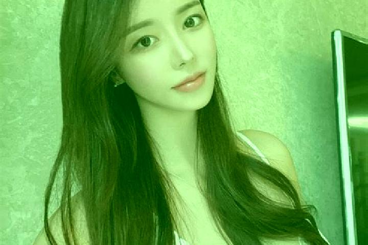 Iris, 29 — Escort in Antu, China