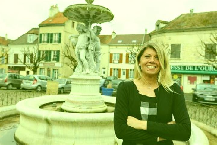 Iris, 29 — Escort in Crouy-sur-Ourcq, France