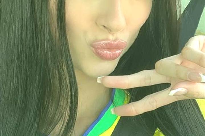 Iris, 29 — Escort in Mossamedes, Brazil