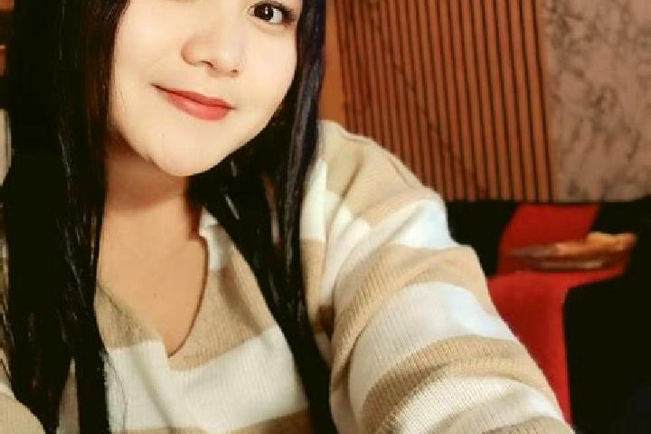 Iris, 29 — Escort in Sinabang, Indonesia
