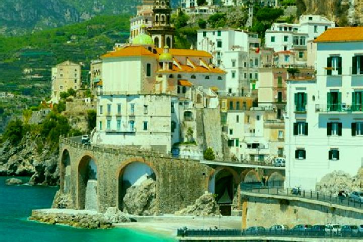 Iris, 29 — Escort in Villa Verde, Italy