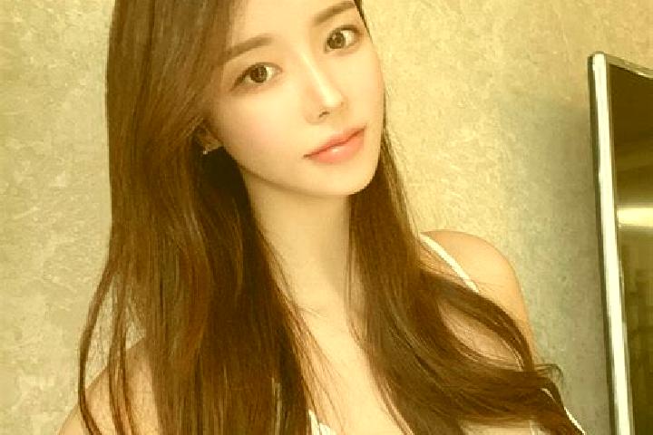 Iris, 29 — Escort in Yangzhuang, China