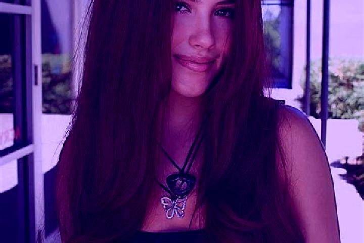 Iris, 30, a auburn dark-eyed slavic companion based in Soechau. Offering Roleplay, Girlfriend Experience, Fetish, Prostate Massage, Duos. Available for incal...