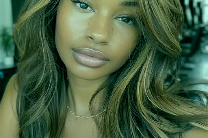 Iris, 30, a dark blonde dark-eyed caribbean companion based in Son Thinh. Offering GFE, Erotic Massage, 69. Available for incall and outcall, overnight booki...