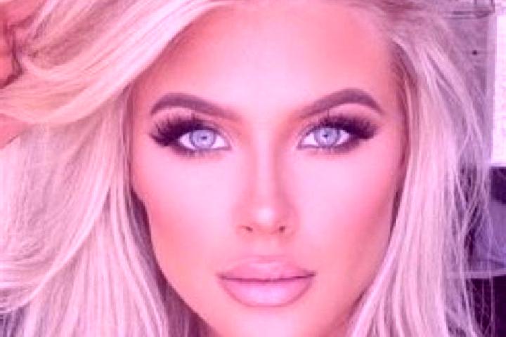 Iris, 30, a platinum blonde brown-eyed ebony companion based in Vidigulfo. Offering Massage, Fetish, 69, Striptease. Available for incall and outcall, overni...