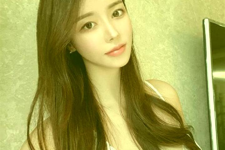 Iris, 30 — Escort in Cuntou, China