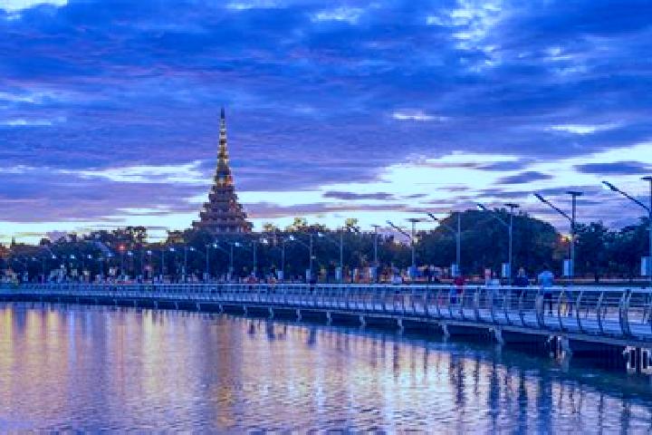 Iris, 30 — Escort in Khon San, Thailand