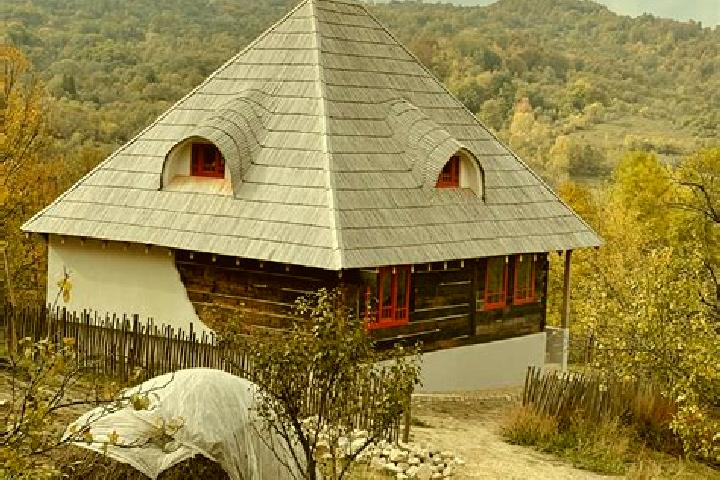 Iris, 30 — Escort in Magura, Romania