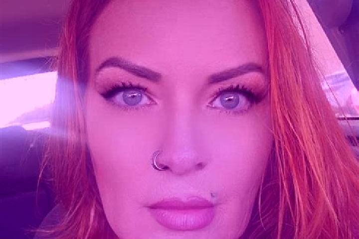 Iris, 30 — Escort in Naron, Spain