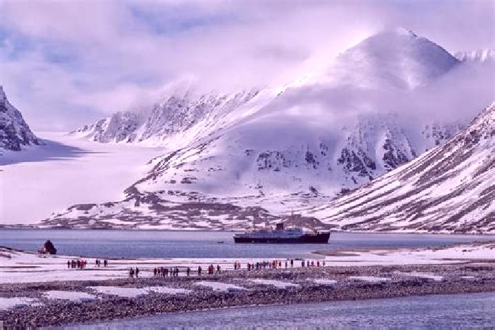 Iris, 30 — Escort in Olonkinbyen, Svalbard and Jan Mayen