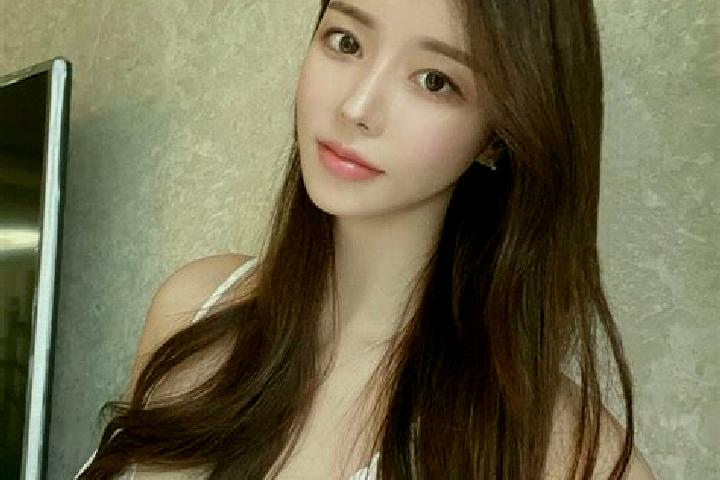Iris, 30 — Escort in Tiebiancheng, China