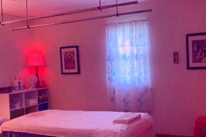 Iris, 31, a red blue-eyed latina companion based in Coral Springs. Offering Prostate Massage, Tantra, Roleplay, Dinner Date. Available for incall and outcall...