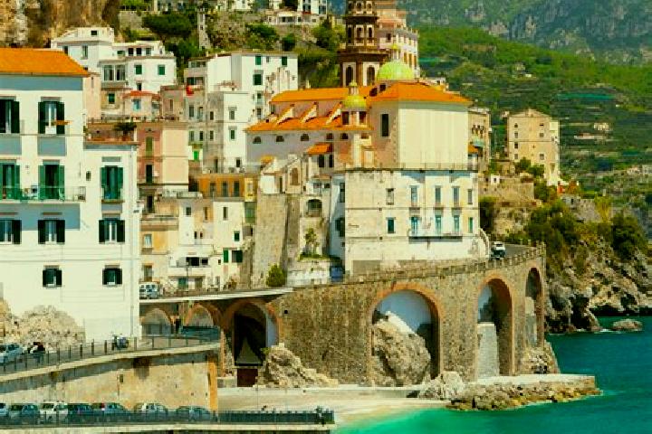 Iris, 31 — Escort in Bisegna, Italy