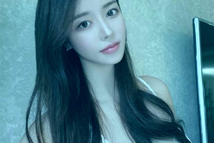 Iris, 31 — Escort in Hetang, China
