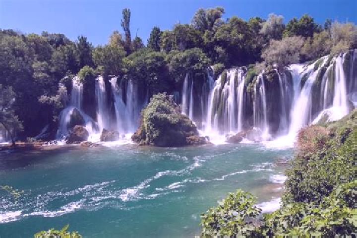 Iris, 31 — Escort in Luzani Bosanski, Bosnia and Herzegovina