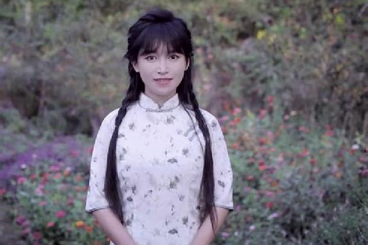 Iris, 31 — Escort in Meihua, China