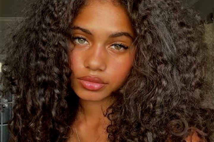 Iris, 32, a black dark-eyed ebony companion based in Dayr Istiya. Offering CIM, Couples, Duos, A-Level. Available for incall and outcall, day and evening dates.