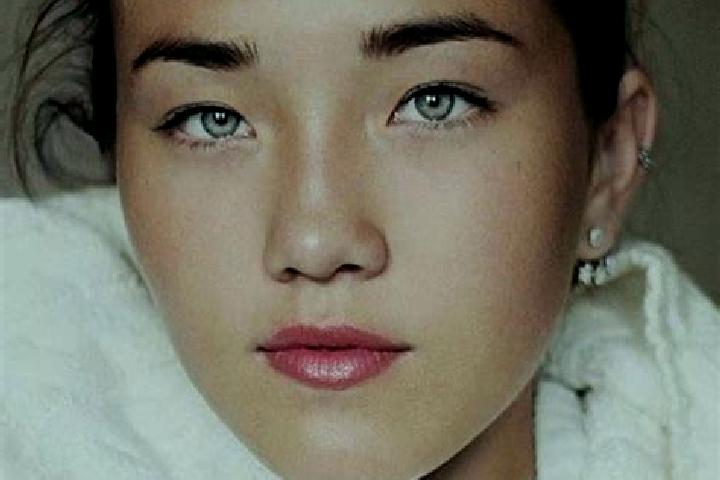 Iris, 32, a red amber-eyed caucasian companion based in Livenske. Offering Domination, Party Girl, CIM, GFE. Available for incall and outcall, day and evenin...