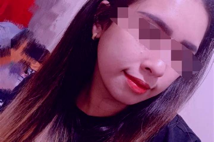 Iris, 32, a red dark-eyed caribbean companion based in Serigbangan. Offering Party Girl, Travel Companion, CIM, Duos, Roleplay. Available for incall and outc...