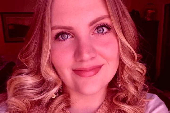 Iris, 32 — Escort in Alderson, United States