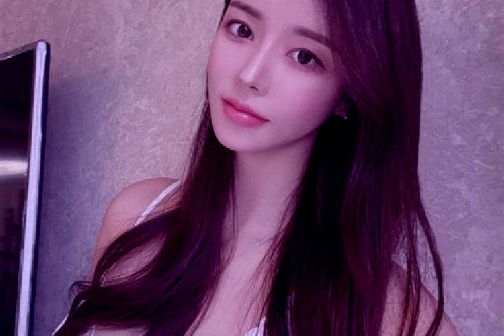 Iris, 32 — Escort in Beiyingzi, China