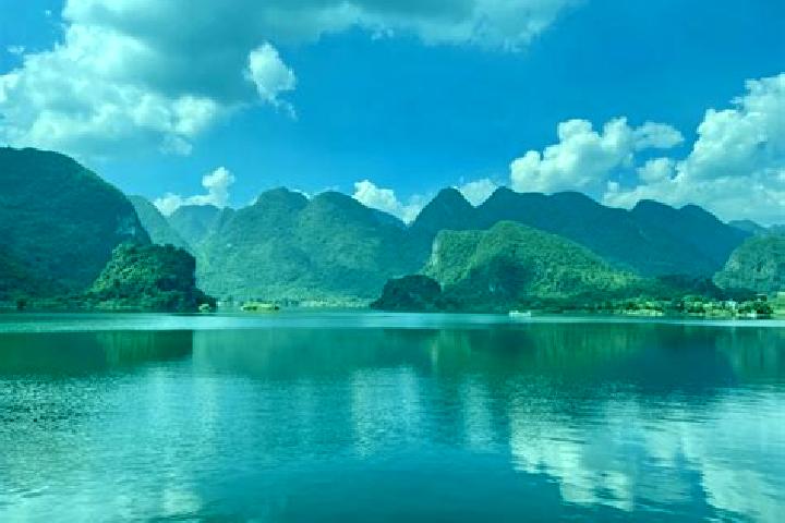 Iris, 32 — Escort in Fushui, China