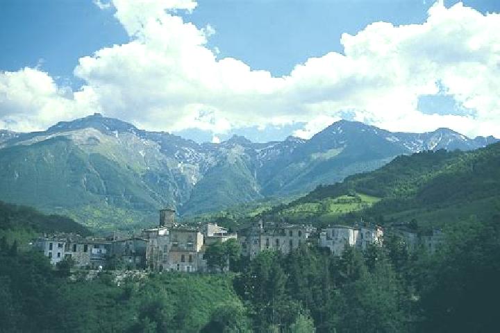 Iris, 32 — Escort in Isola del Gran Sasso d Italia, Italy