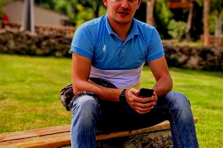 Iris, 32 — Escort in Janfida, Armenia