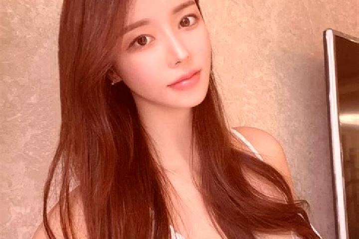 Iris, 32 — Escort in Sanxi, China