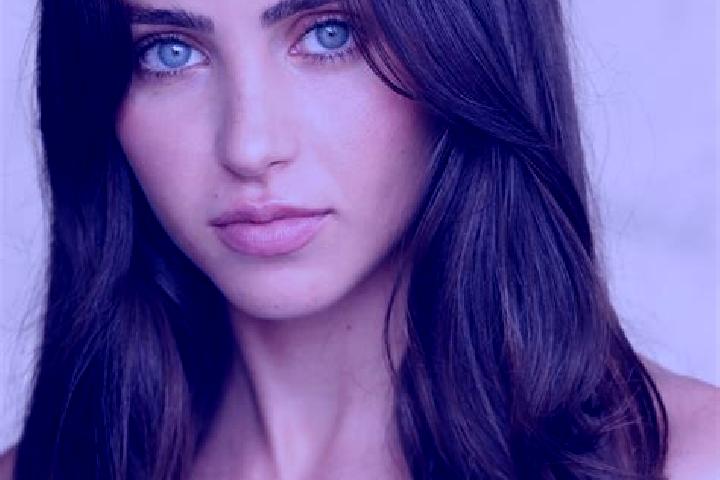 Iris, 33, a black brown-eyed mediterranean companion based in Kimpton. Offering BDSM, OWO. Available for incall and outcall, overnight bookings available.