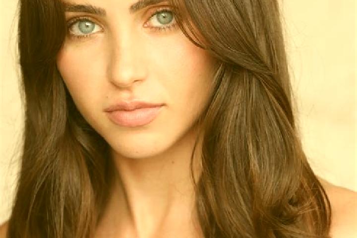 Iris, 33, a brunette blue-eyed caribbean companion based in Tur. Offering Girlfriend Experience, Massage, Dinner Date. Available for incall and outcall, over...