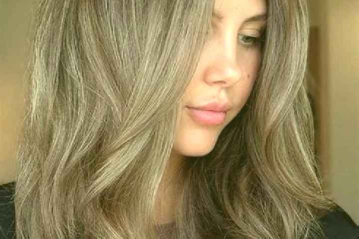 Iris, 33, a brunette grey-eyed mixed companion based in Cibinong. Offering BDSM, GFE, Erotic Massage. Available for incall and outcall, overnight bookings av...