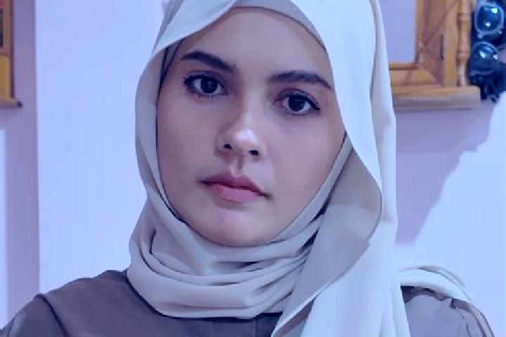 Iris, 33 — Escort in Melor, Malaysia