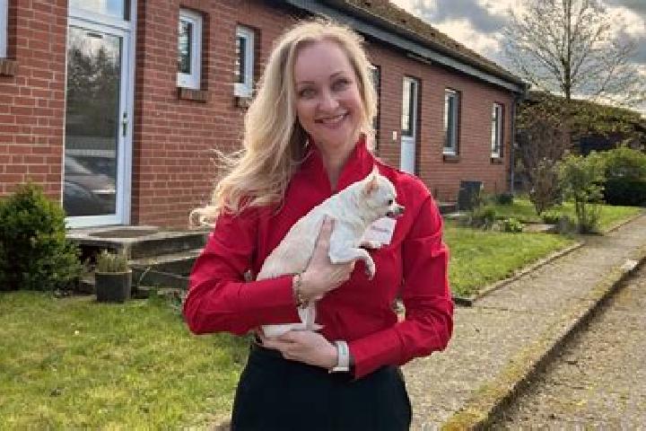 Iris, 33 — Escort in Wasbek, Germany