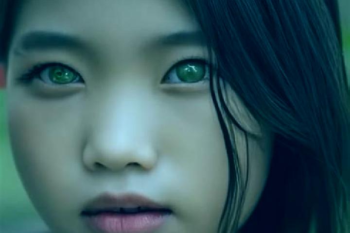 Iris, 34, a black green-eyed asian companion based in Dobersdorf. Offering Striptease, CIM, Couples, Roleplay. Available for incall and outcall, day and even...