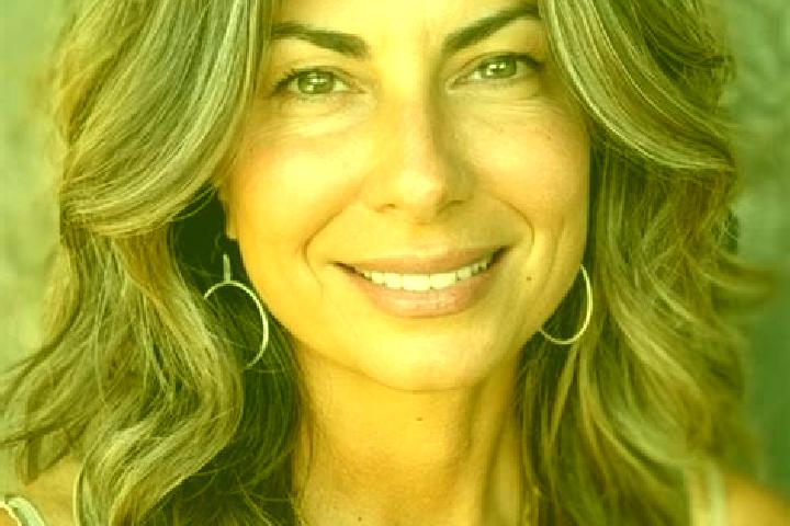 Iris, 34, a brunette grey-eyed mediterranean companion based in Villa de San Francisco. Offering BDSM, OWO, Couples, Deep French Kissing, A-Level. Available ...