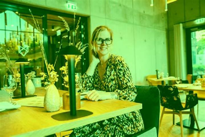 Iris, 34 — Escort in Baesweiler, Germany