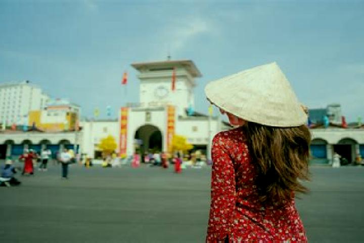 Iris, 34 — Escort in Buon Tur, Vietnam