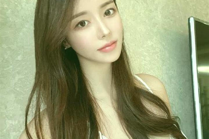 Iris, 34 — Escort in Guiren, China