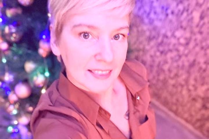 Iris, 34 — Escort in Jurbise, Belgium