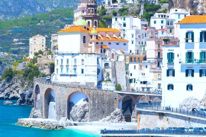 Iris, 34 — Escort in Plesio, Italy