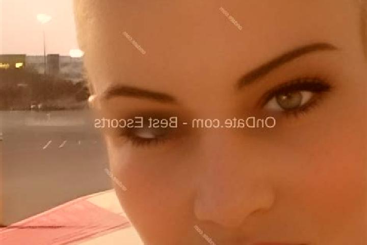Iris, 34 — Escort in Rio, Greece
