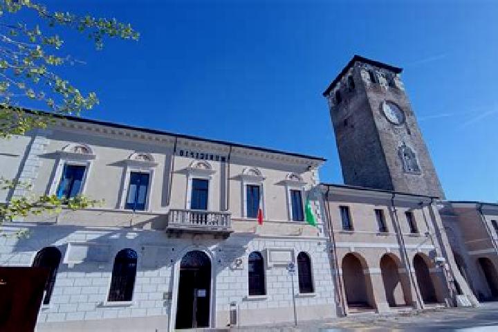 Iris, 34 — Escort in Salmour, Italy