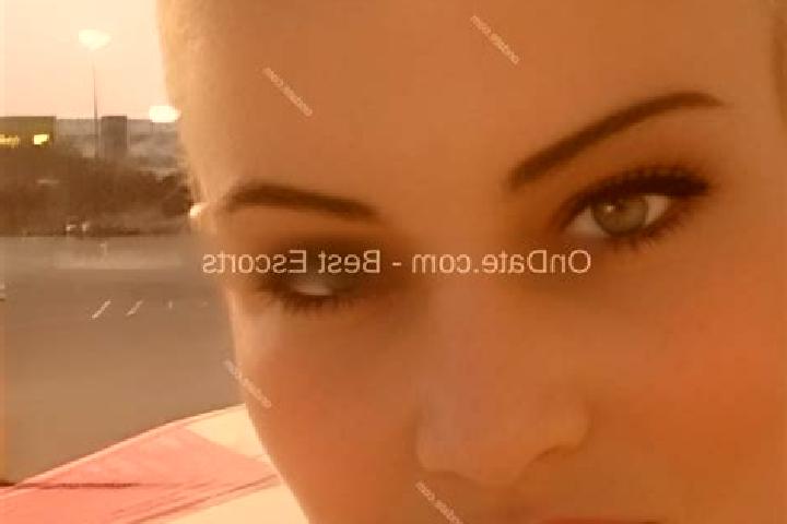 Iris, 34 — Escort in Sinclairville, United States