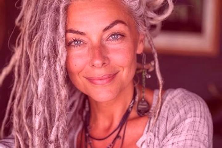 Iris, 35, a black grey-eyed caucasian companion based in Los Tejocotes. Offering Girlfriend Experience, Travel Companion, GFE. Available for incall and outca...